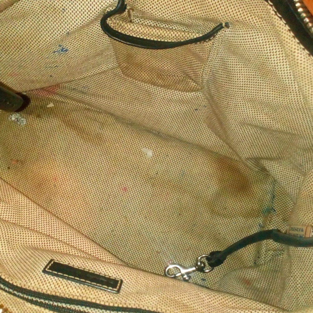 Dooney & Bourke - Picture 6 of 6